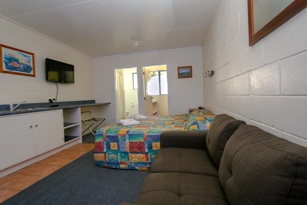 New Plymouth Top 10 Holiday Park Habitación foto