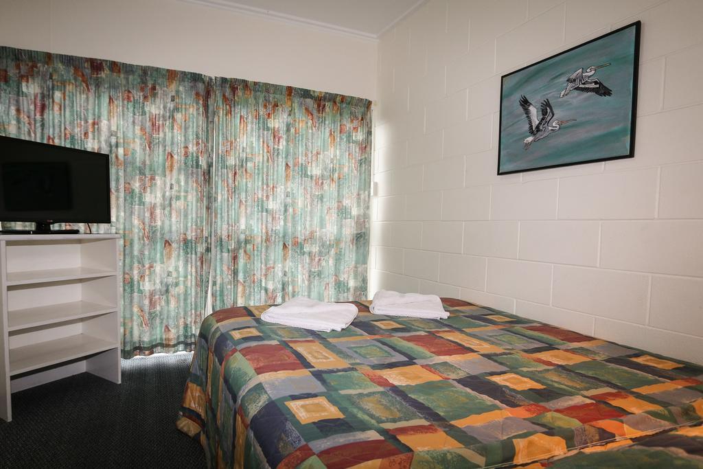New Plymouth Top 10 Holiday Park Habitación foto