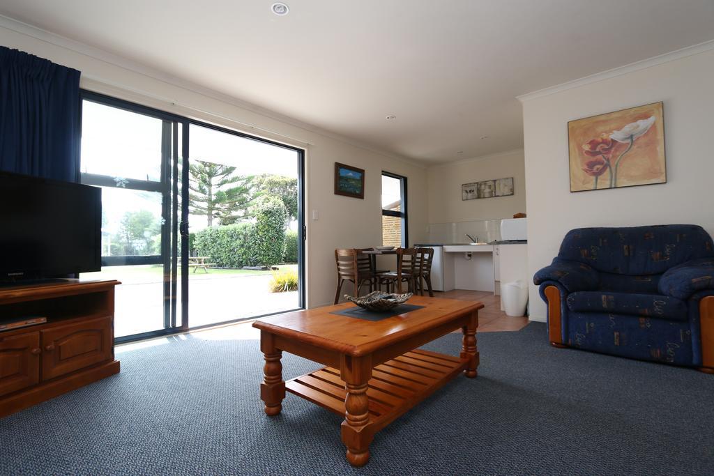 New Plymouth Top 10 Holiday Park Habitación foto