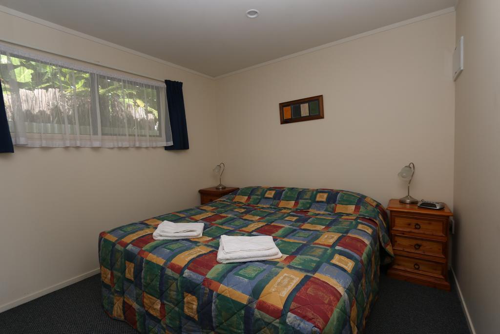 New Plymouth Top 10 Holiday Park Habitación foto