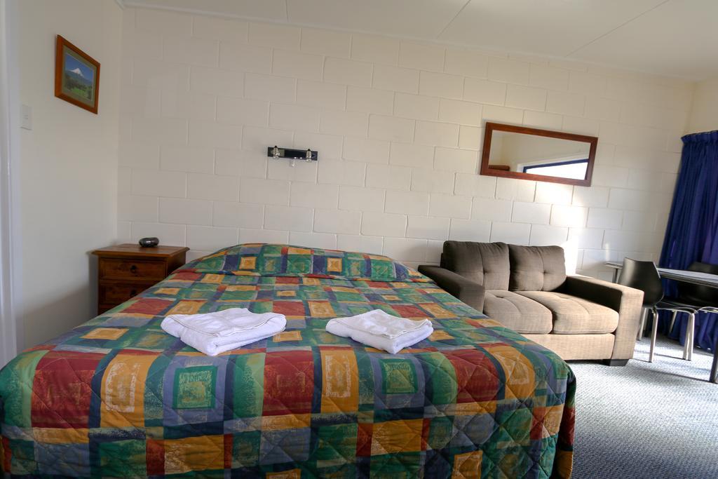 New Plymouth Top 10 Holiday Park Habitación foto